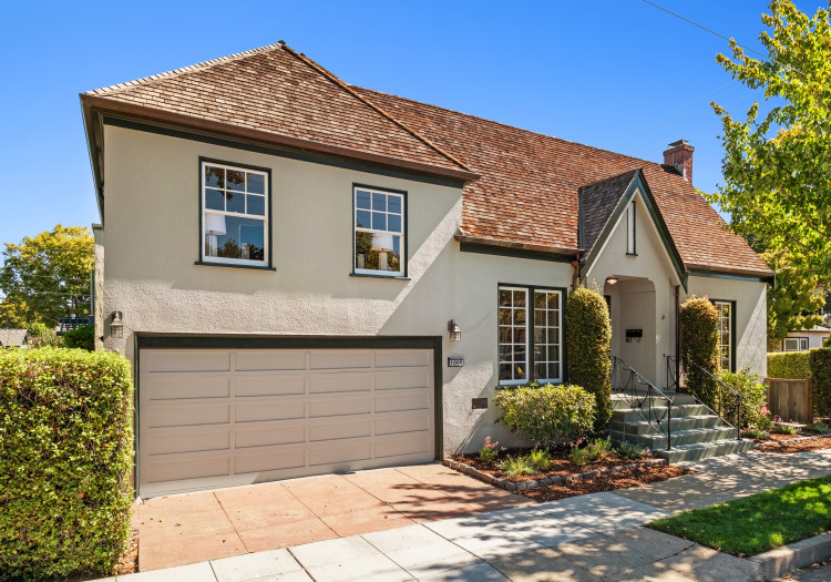 1000 Capuchino Avenue