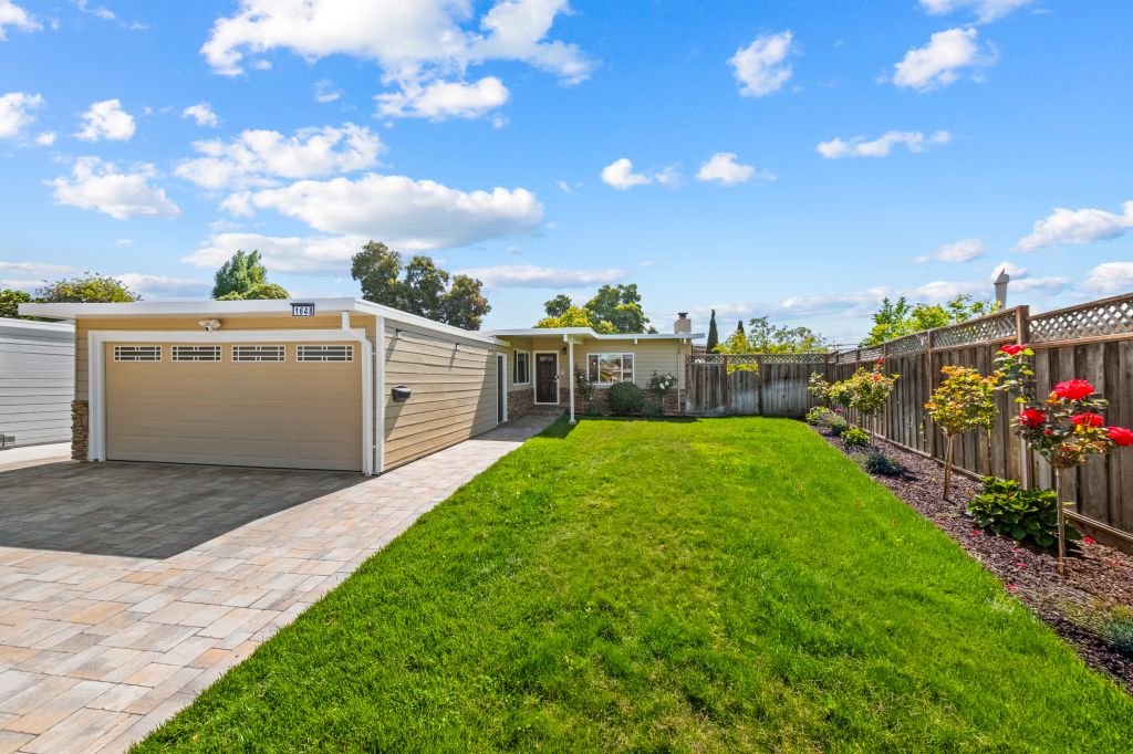 Front exterior in the Parkside neighborhood in San Mateo.