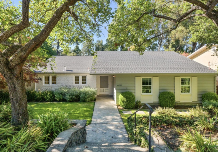 4033 Kingridge Drive