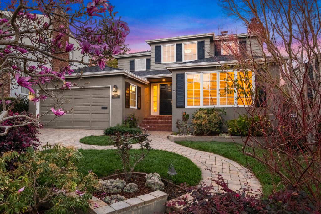 Front twilight exterior in the Baywood Knolls neighborhood in San Mateo.