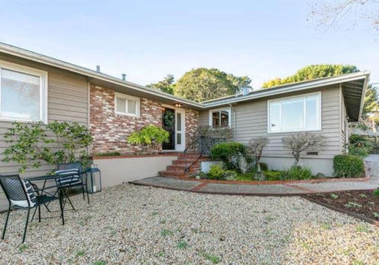 711 W Hillsdale Boulevard