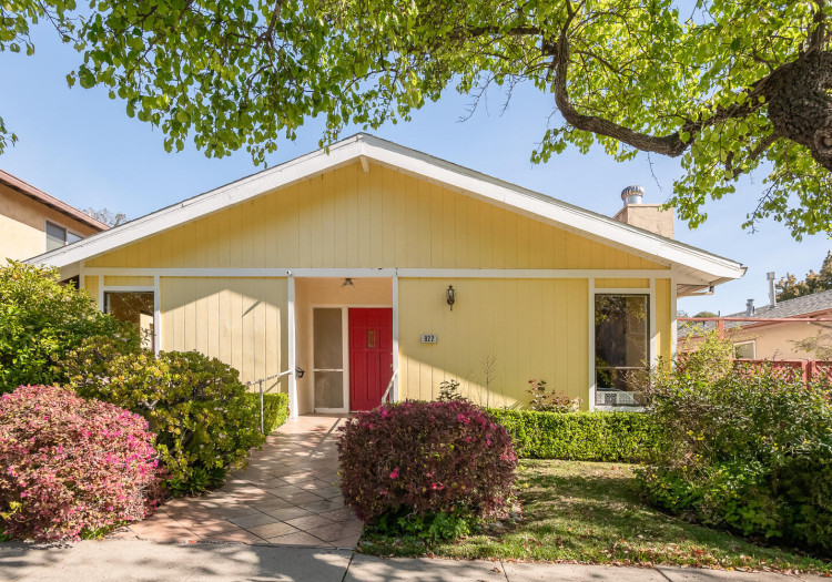 922 Capuchino Avenue