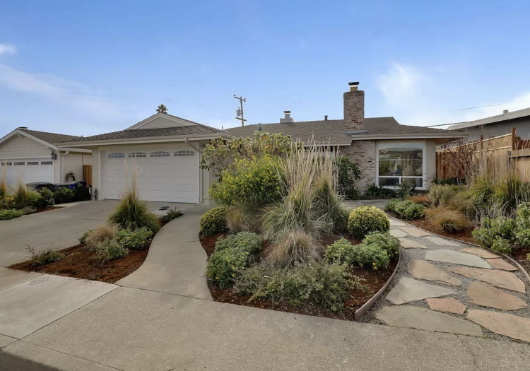 1175 Ridgewood Drive